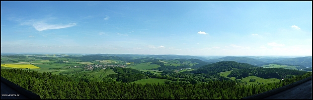 Panorama z rozhledny Horní les